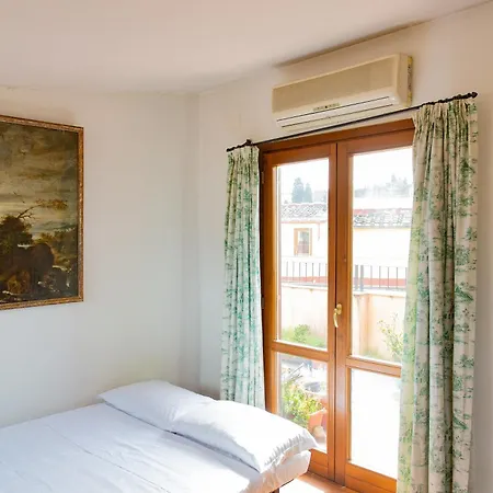 Spectacular 1br Stunning Views Firenze